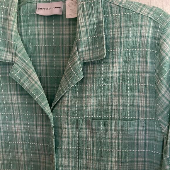 Alfred Dunner women’s size 14 button-down blouse, chest pocket, short sleeves - Picture 3 of 5